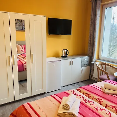 M&M Hotel - Wilhelmsburg-3